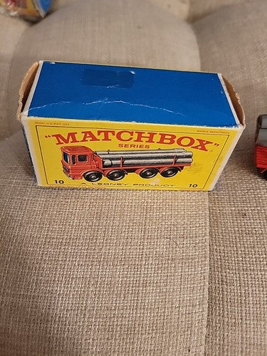 Matchbox #10 Pipe Truck with Pipes Mint in  Box 1960's