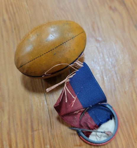 Vintage 1930's University of Pennslyvania Football Pin W/ Tin Litho Football