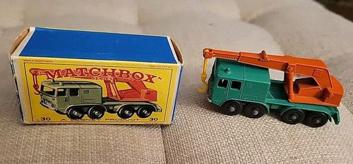 Matchbox, #30, 8-Wheel Green Crane, w/original box