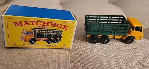 Original 1960's Matchbox Lesney #4 Stake Truck NM-in Box