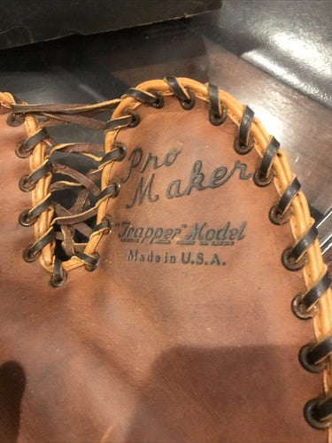 Gil Hodges Denkert First Baseman Trapper Model ST7 Mitt In Original Box 1950’s