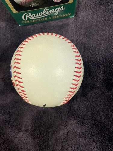 Jackie Robinson 50th Anniversary Rawlings American League Baseball 1997  in Box
