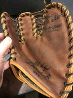 Gil Hodges Denkert First Baseman Trapper Model ST7 Mitt In Original Box 1950’s