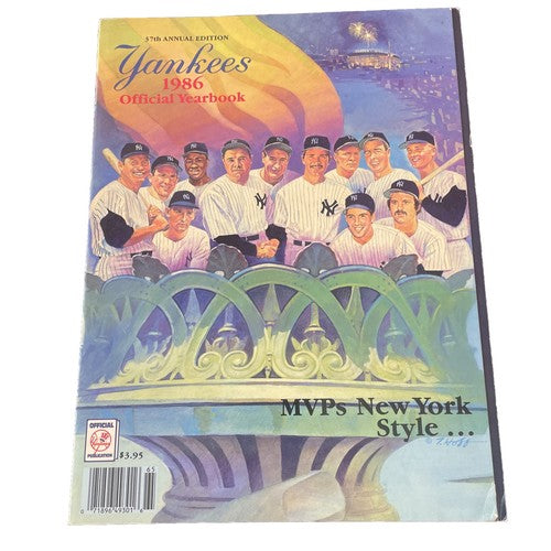1986 OFFICIAL YANKEES BASEBALL YEARBOOK - 37TH ANNUAL EDITION - MVPS -