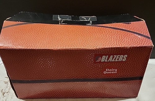 Vintage Dairy Queen Portland Trail Blazers Carrying Case Set Of 8 Glasses 1993