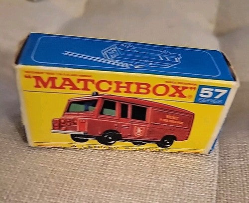 Matchbox Lesney #57 Land Rover Fire Truck Original Mint Box 1966