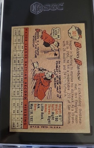1958 Topps Set-Break #307 Brooks Robinson SGC 6 EX NM