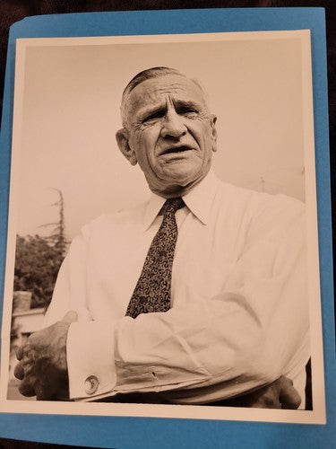 Casey Stengel HOF New York Yankees VINTAGE ORIGINAL 8X10 PHOTO 1960’s Issued #3