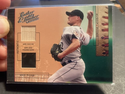 2004 Donruss Leather & Lumber Bat/Batting Glove 14/50 Wade Miller Astros #LUL-50
