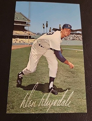 1962 Don Drysdale Plastichrome Mitock & Sons Postcard Dodgers Team Issued Ex HOF