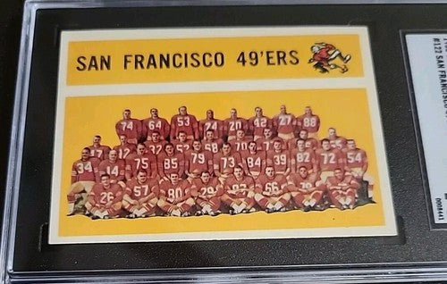 1960 TOPPS SAN FRANCISCO 49'ers TEAM #122 Graded SGC 4 (Looks Better)