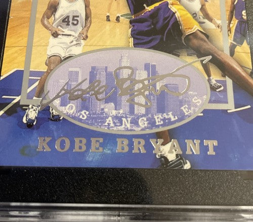 1997-98 Scoreboard KOBE BRYANT Silver Signature #16 - SGC 9 MINT
