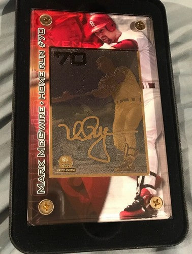 23k Gold Mark McGwire Official 70th Home Run Commemorative Card 2003  #823/7000
