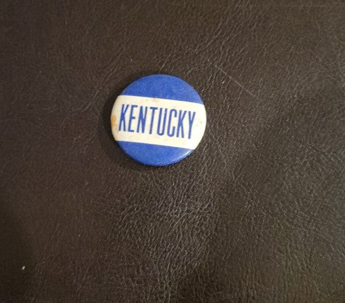 ￼  University of Kentucky ￼ Vintage 1940s 1950s Pin 1 1/4” inches