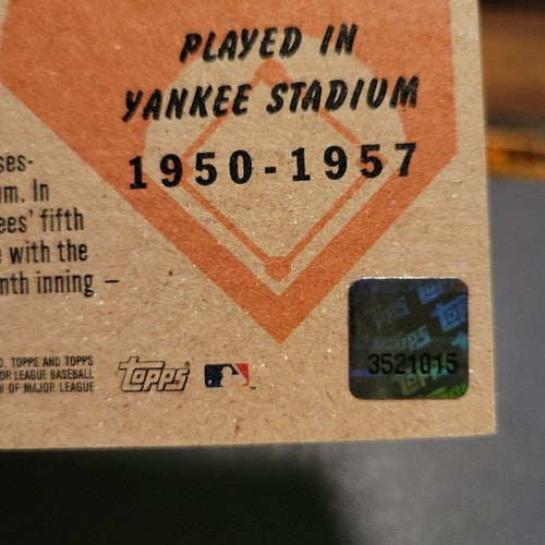 2002 Topps Heritage Grandstand Glory #BM Billy Martin Relic Yankees Stadium Seat