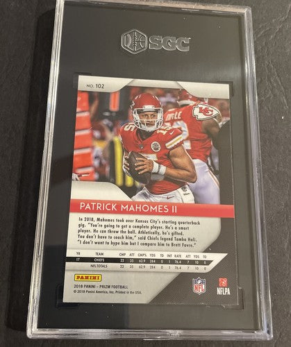 2018 Panini Prizm Patrick Mahomes SGC 8