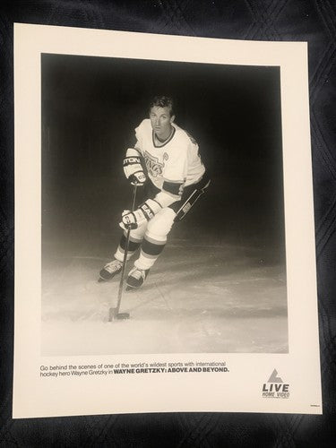 Wayne Gretzky Above and Beyond Live Home Video Promotional B&W Photo 8" x 10"
