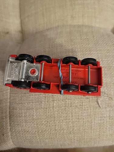 Matchbox #10 Pipe Truck with Pipes Mint in  Box 1960's
