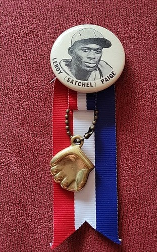 Satchel Paige Vintage 1940's 1.75" LARGE  Pinback Button w/glove-ribbon NRMINT