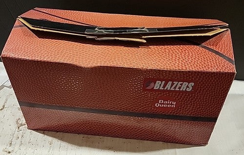 Vintage Dairy Queen Portland Trail Blazers Carrying Case Set Of 8 Glasses 1993