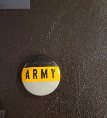 ￼Army Black Knights,  Vintage 1940s 1950s Pin 1- 1/4” inches