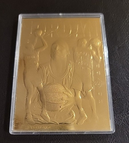 MICHAEL JORDAN 1995 UPPER DECK TRIPLE IMAGE GOLD CARD #29688/50000