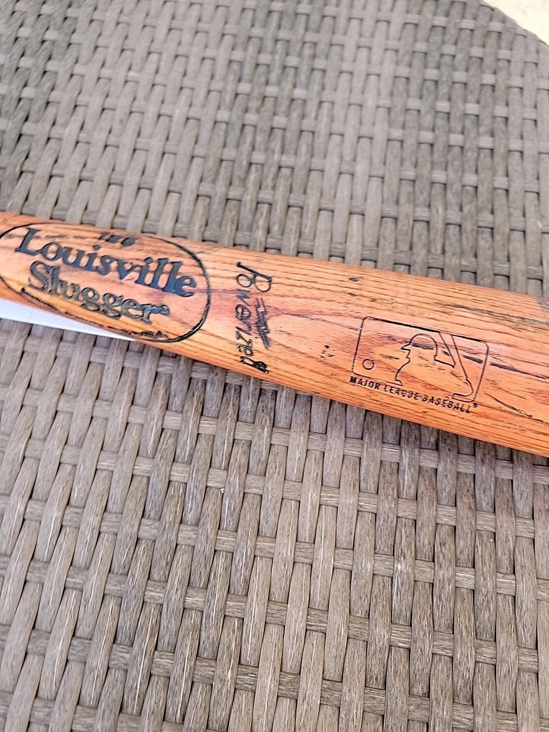Jason Kendall Pittsburgh Pirates Game Used Bat  Cracked 1996-2003