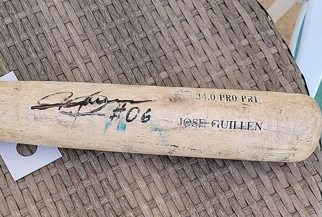 Jose Guillen 2004-2010 GAME USED uncracked Old Hickey Signed  Bat JSA COA