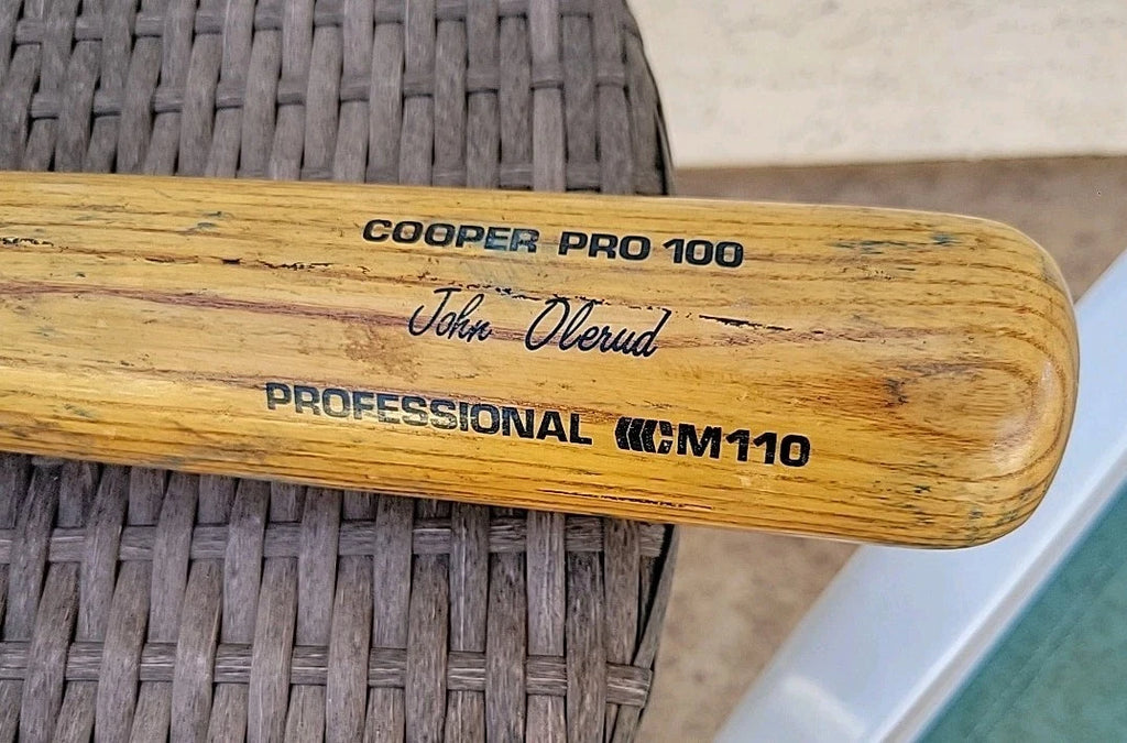 John Olerud (Toronto Blue Jays) 1989-1996  Game Used Cooper Pro 100 Bat Cracked.