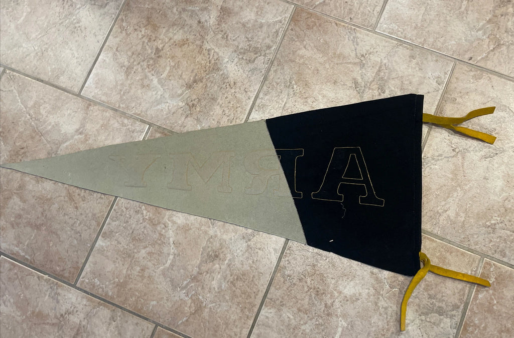 Share RARE 1920'S 31.5" ARMY HAND SEWN ORIGINAL FELT PENNANT-MULES-WEST POINT NEW YORK