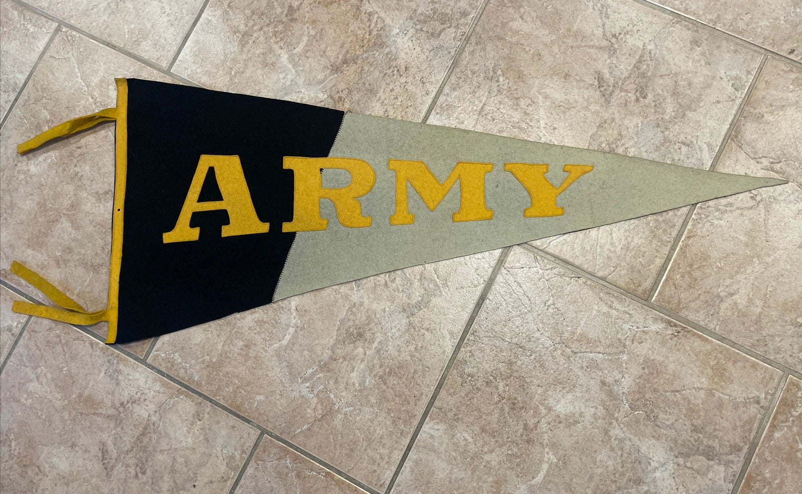 Share RARE 1920'S 31.5" ARMY HAND SEWN ORIGINAL FELT PENNANT-MULES-WEST POINT NEW YORK