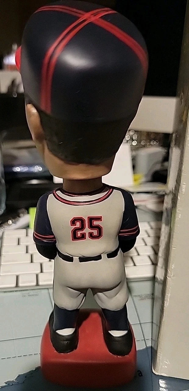 SATCHEL PAIGE MONARCHS SAM Inc Bobble Bobbling Head - Mint In Box #1210