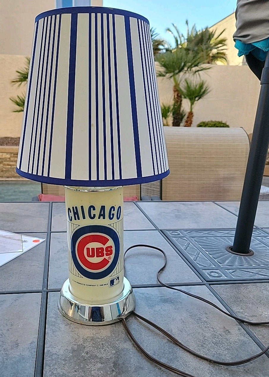 Vintage 1988 Chicago Cubs  Lamp W/Shade & Bulb MLB Licensed Product