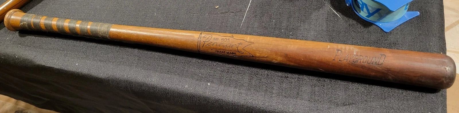 Antique 1920's PENNANT No. 605 baseball bat 31"